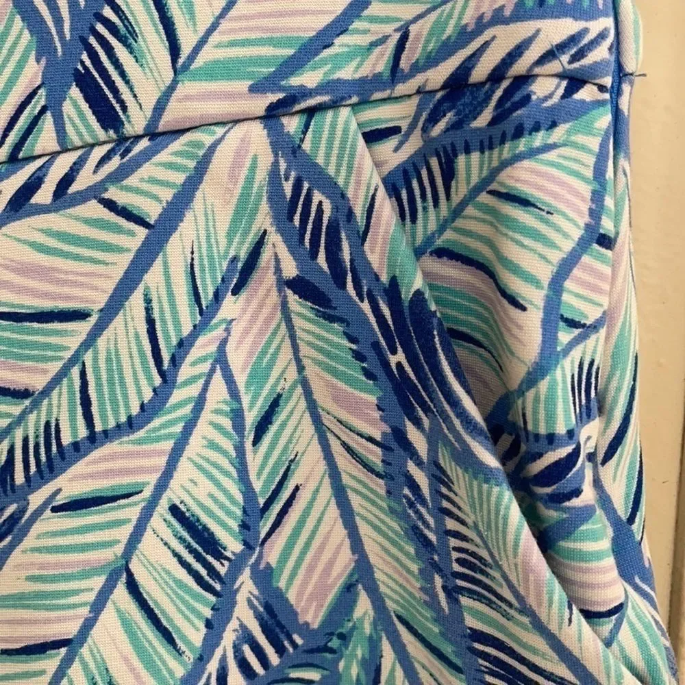 Lilly Pulitzer Makenna Ponte Shorts size 0 - Picture 2 of 10